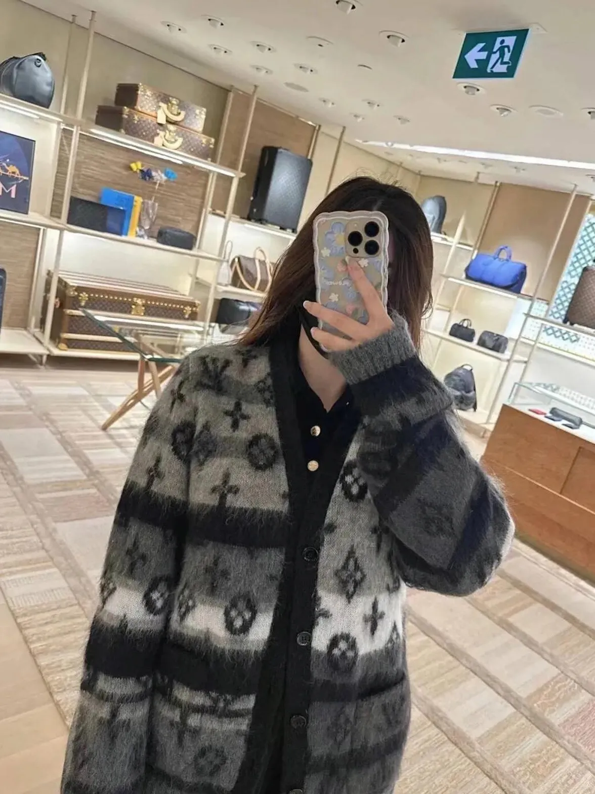 Louis Vuitton/Louis Vuitton contrasting jacquard mohair cardigan